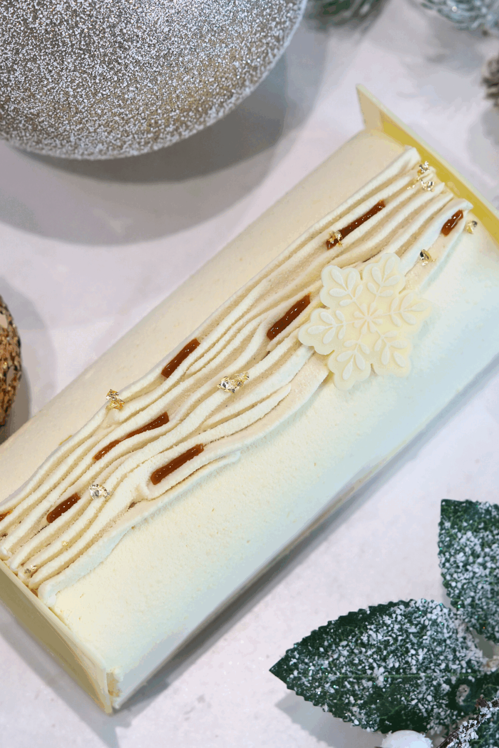 Bûche Eneigée - Vanille Caramel